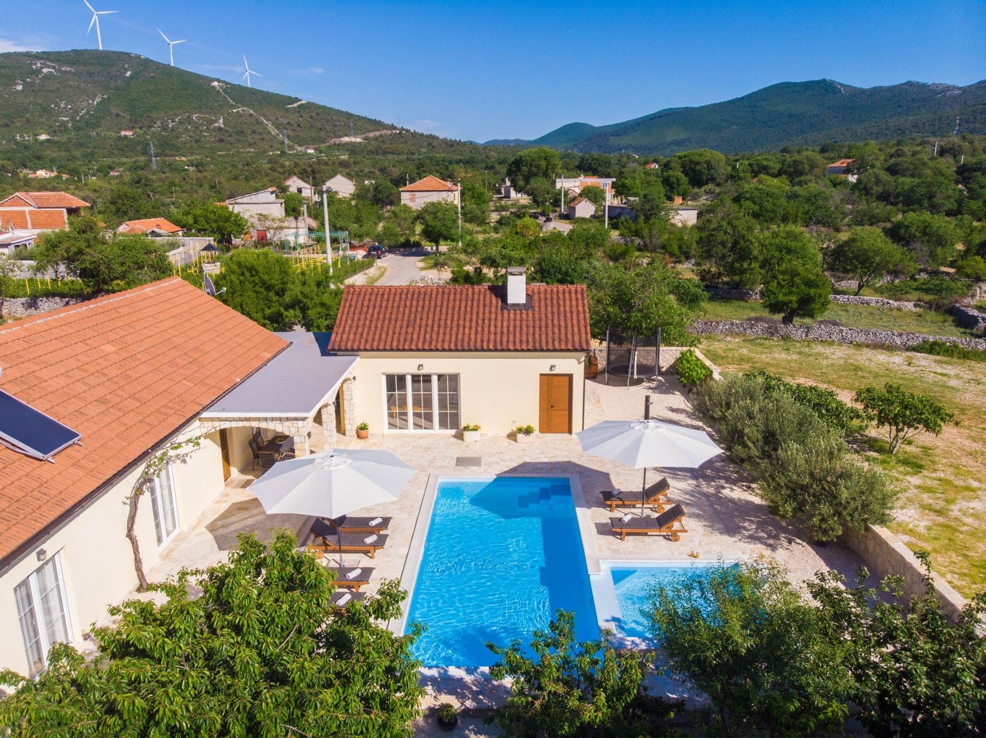 Villa San Antonio — private pool villa near Šibenik (villa-san-antonio-sibenik-004)