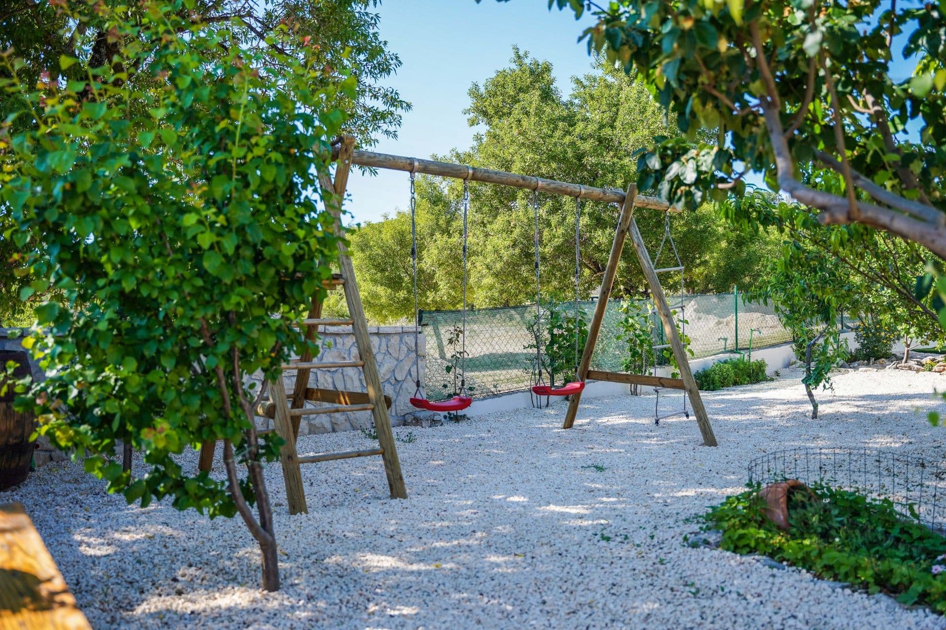 Garden & Playground