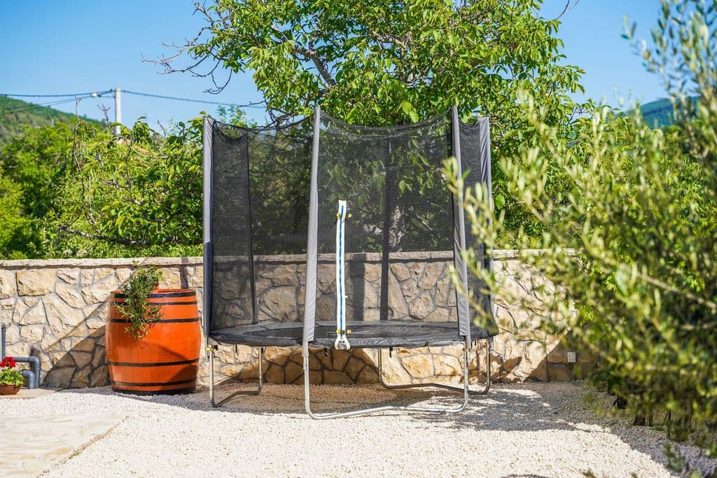 Villa San Antonio — Exterior & Pool