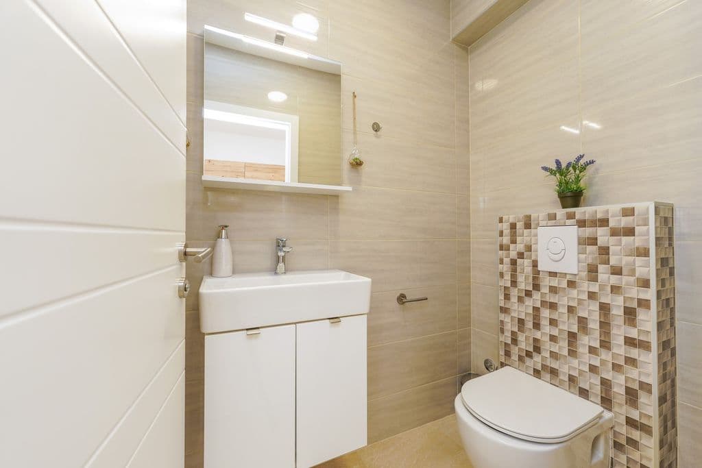Villa San Antonio — Interior & Bedrooms